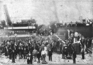 האוניה טטיס מפליגה מנמל גלץ ברומניה 1882